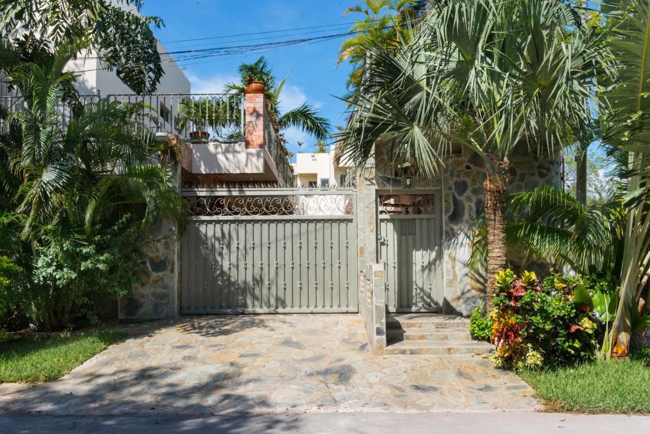Alamos Inn Hotel Con Jacuzzi Y Piscina Cancún Zewnętrze zdjęcie