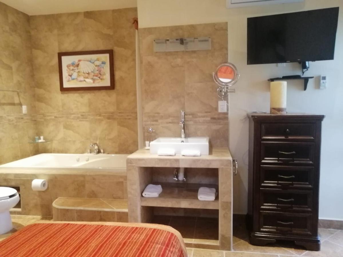 Alamos Inn Hotel Con Jacuzzi Y Piscina Cancún Zewnętrze zdjęcie