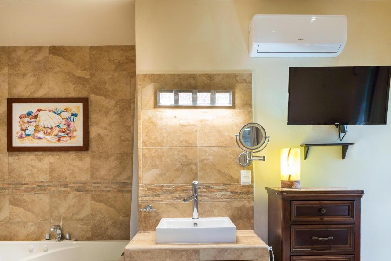 Alamos Inn Hotel Con Jacuzzi Y Piscina Cancún Zewnętrze zdjęcie