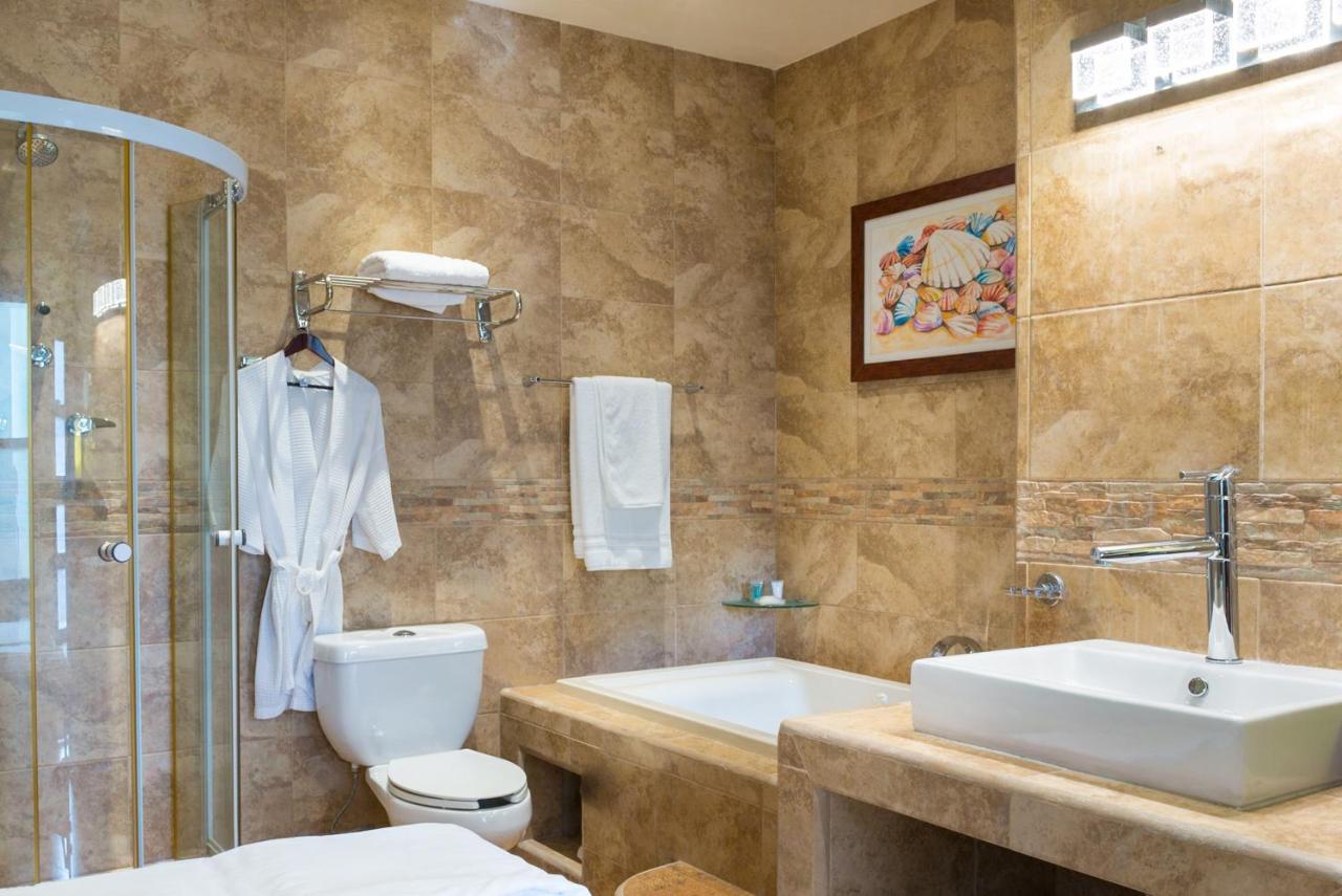 Alamos Inn Hotel Con Jacuzzi Y Piscina Cancún Zewnętrze zdjęcie